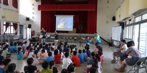 歌唱表演